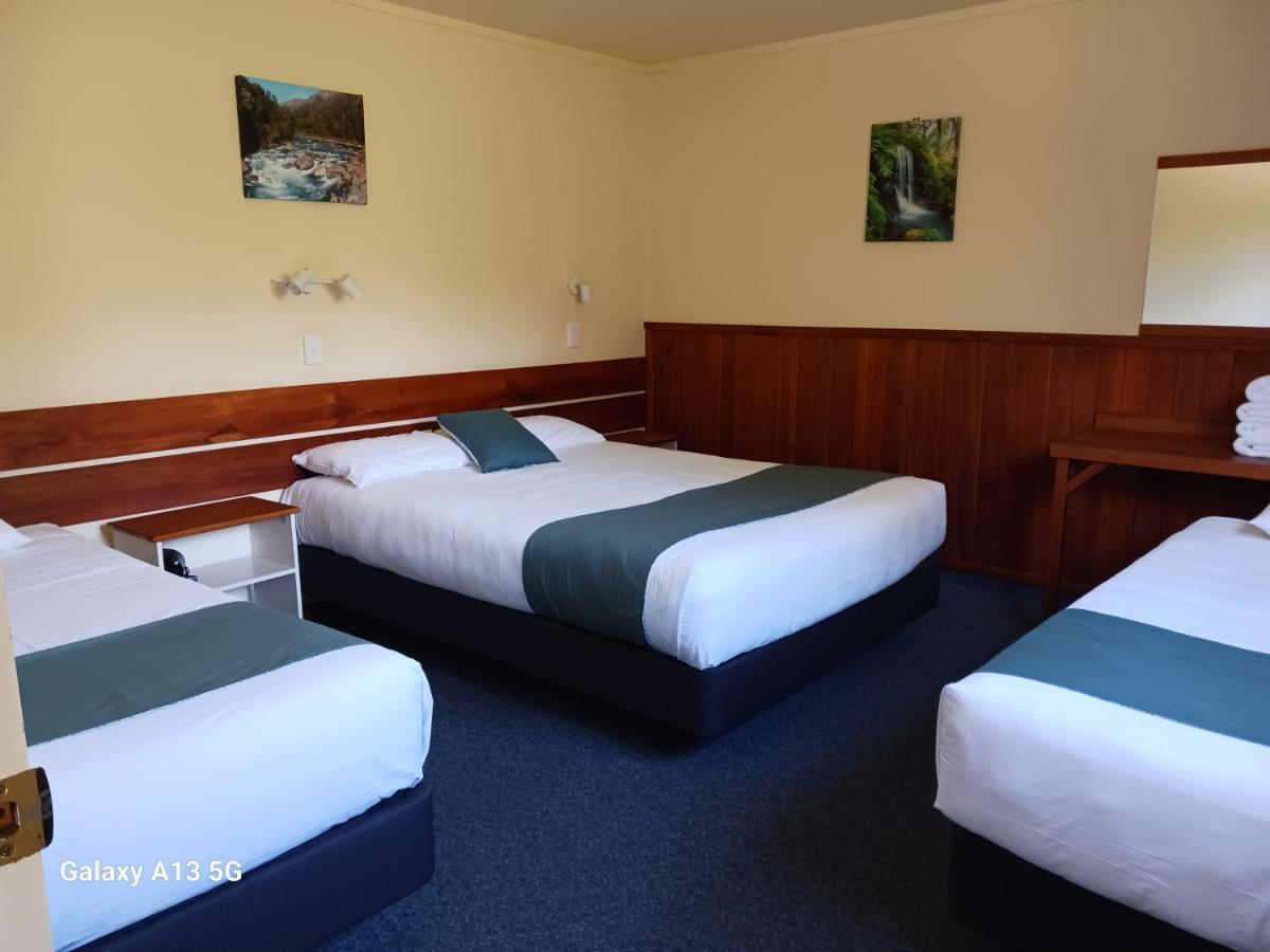 Anatoki Lodge Motel Takaka Exterior foto